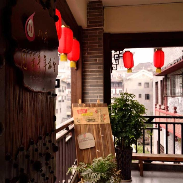 Bajie Youth Hostel Zhangjiajie Buitenkant foto