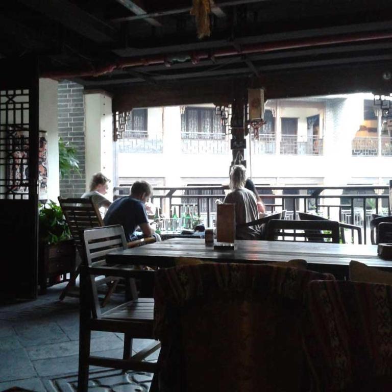 Bajie Youth Hostel Zhangjiajie Buitenkant foto