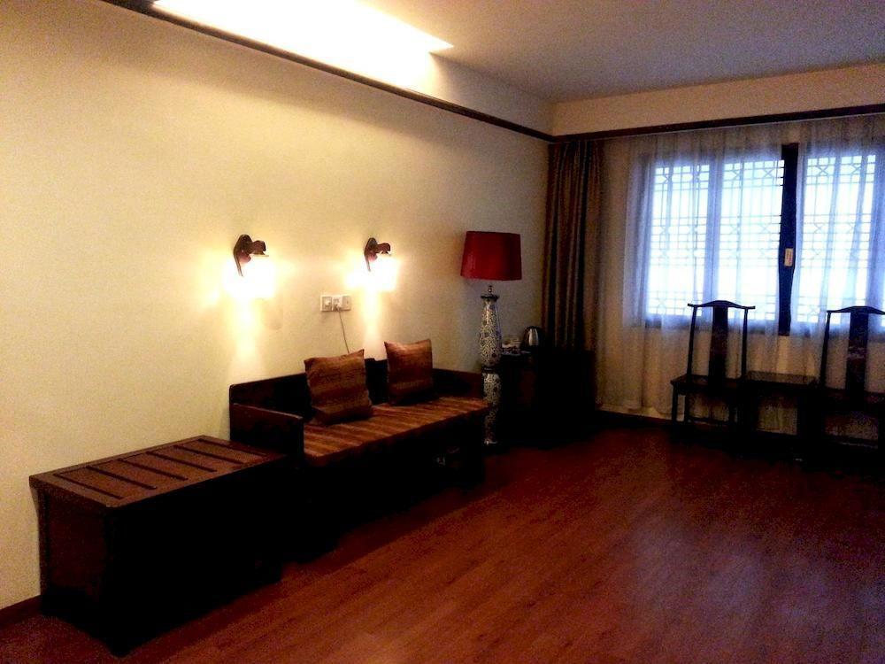 Bajie Youth Hostel Zhangjiajie Buitenkant foto