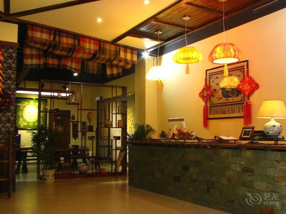Bajie Youth Hostel Zhangjiajie Buitenkant foto