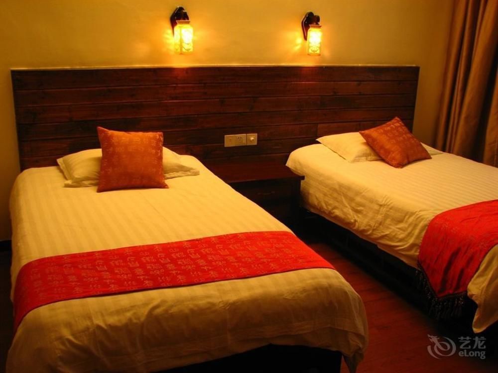 Bajie Youth Hostel Zhangjiajie Buitenkant foto