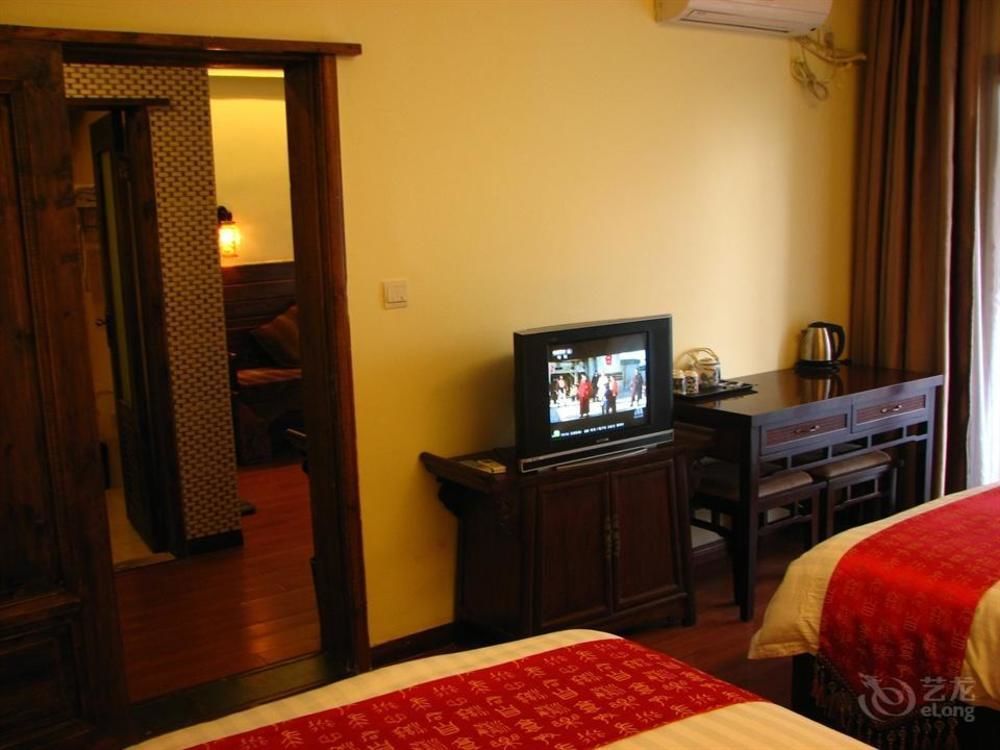 Bajie Youth Hostel Zhangjiajie Buitenkant foto
